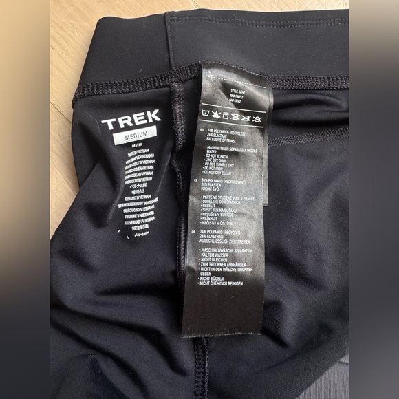 Trek Padded Cycling Shorts - Picture 2 of 2
